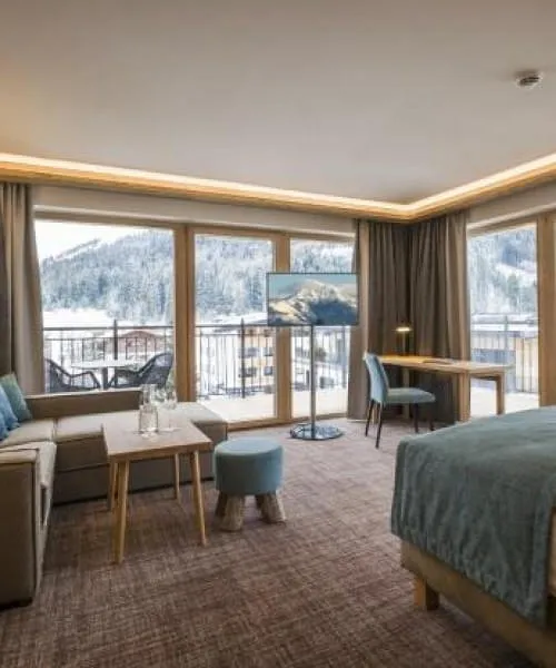 HOTEL ZENTRAL